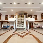 Отель Spilos 4*