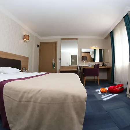 Spilos Hotel 4*
